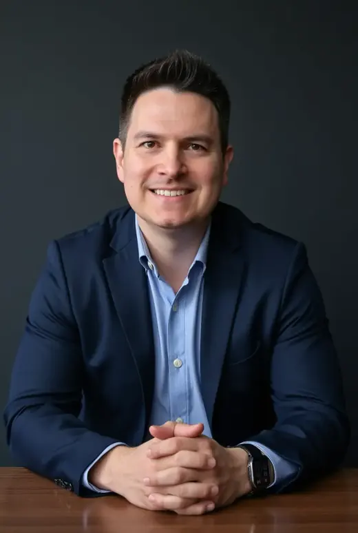 Dr. Donn Sawntzy Junior, médico